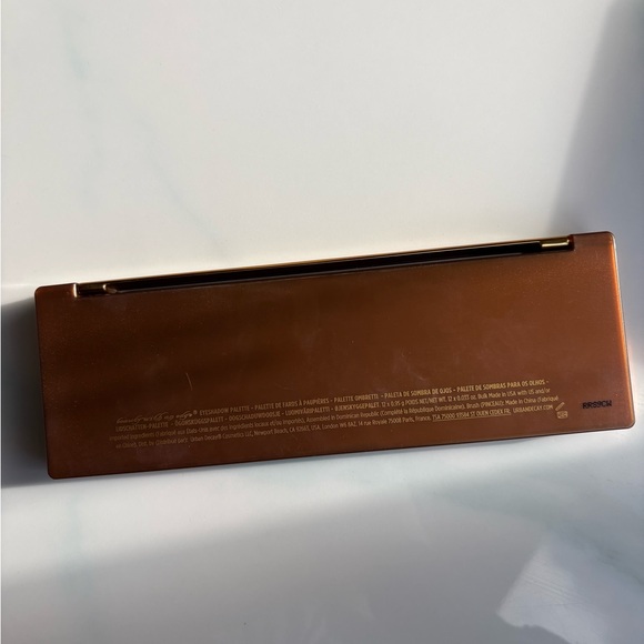 Urban Decay Naked Honey Eyeshadow Palette - Picture 4 of 4